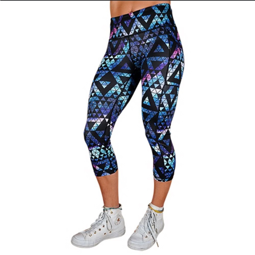 Constantly Varied Gear Geometric Blue and Black Leggings. Too long for me.